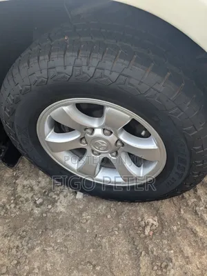 Toyota Land Cruiser Prado 2008 White