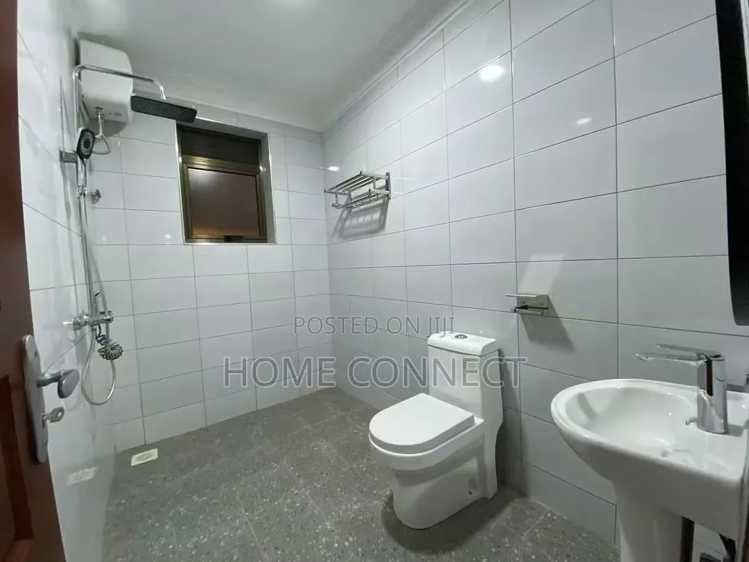 1bdrm Apartment in Muyenga, Central Division for rent