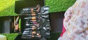 Make Up Kit