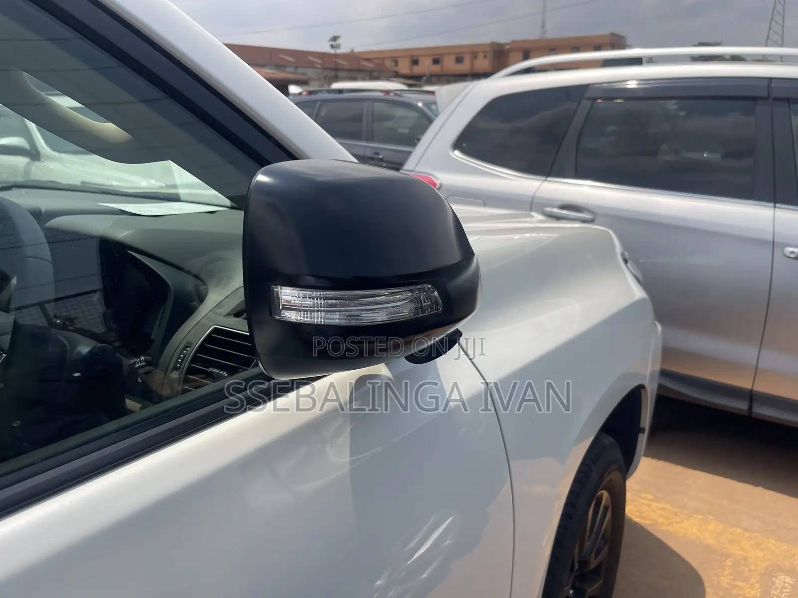 Toyota Land Cruiser Prado 2023 White