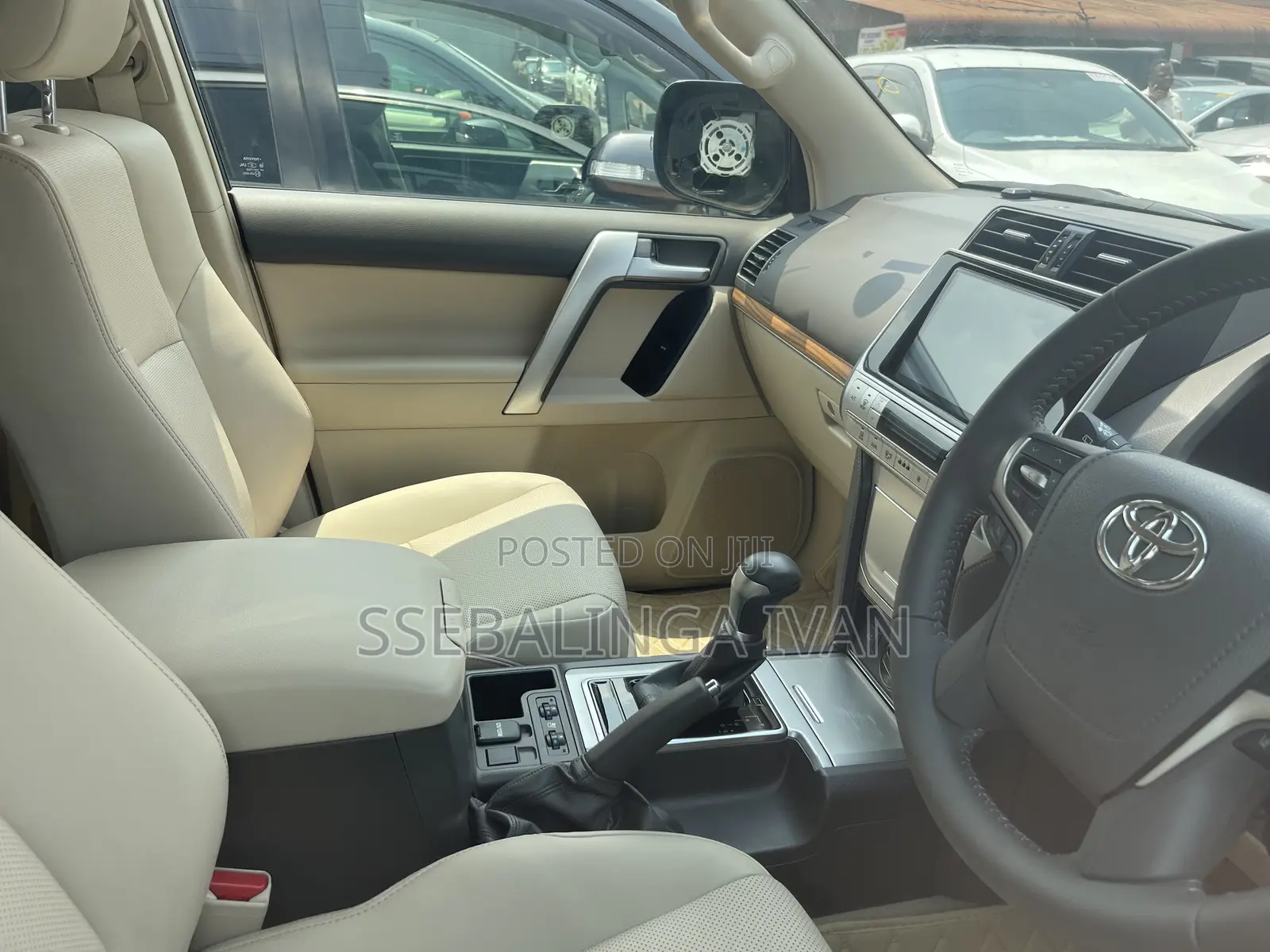 Toyota Land Cruiser Prado 2023 White