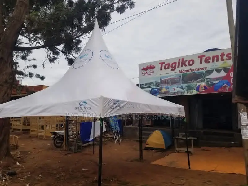 Outdoor Commercial Presence