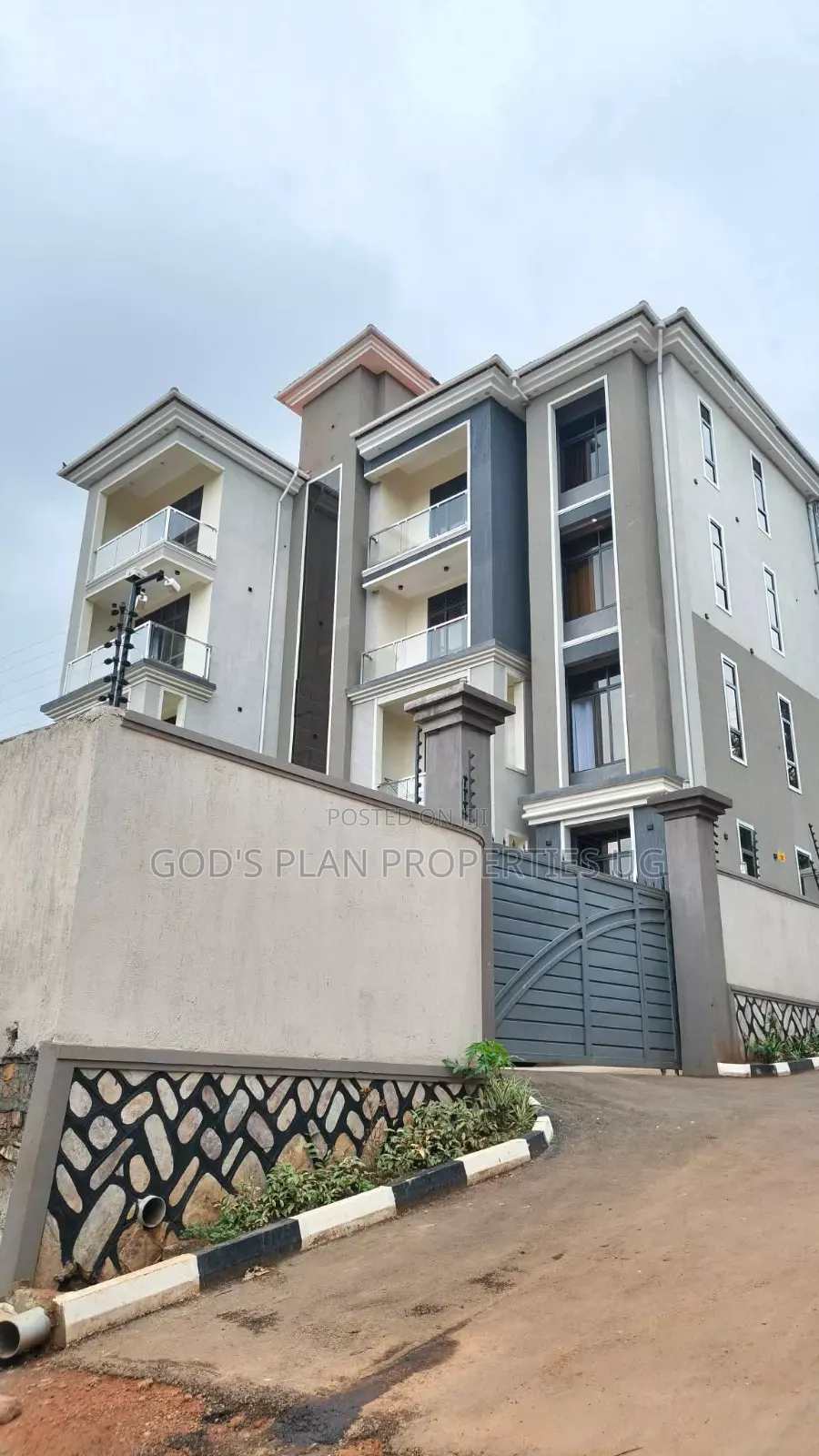 3bdrm Apartment in Mengo, Central Division for rent