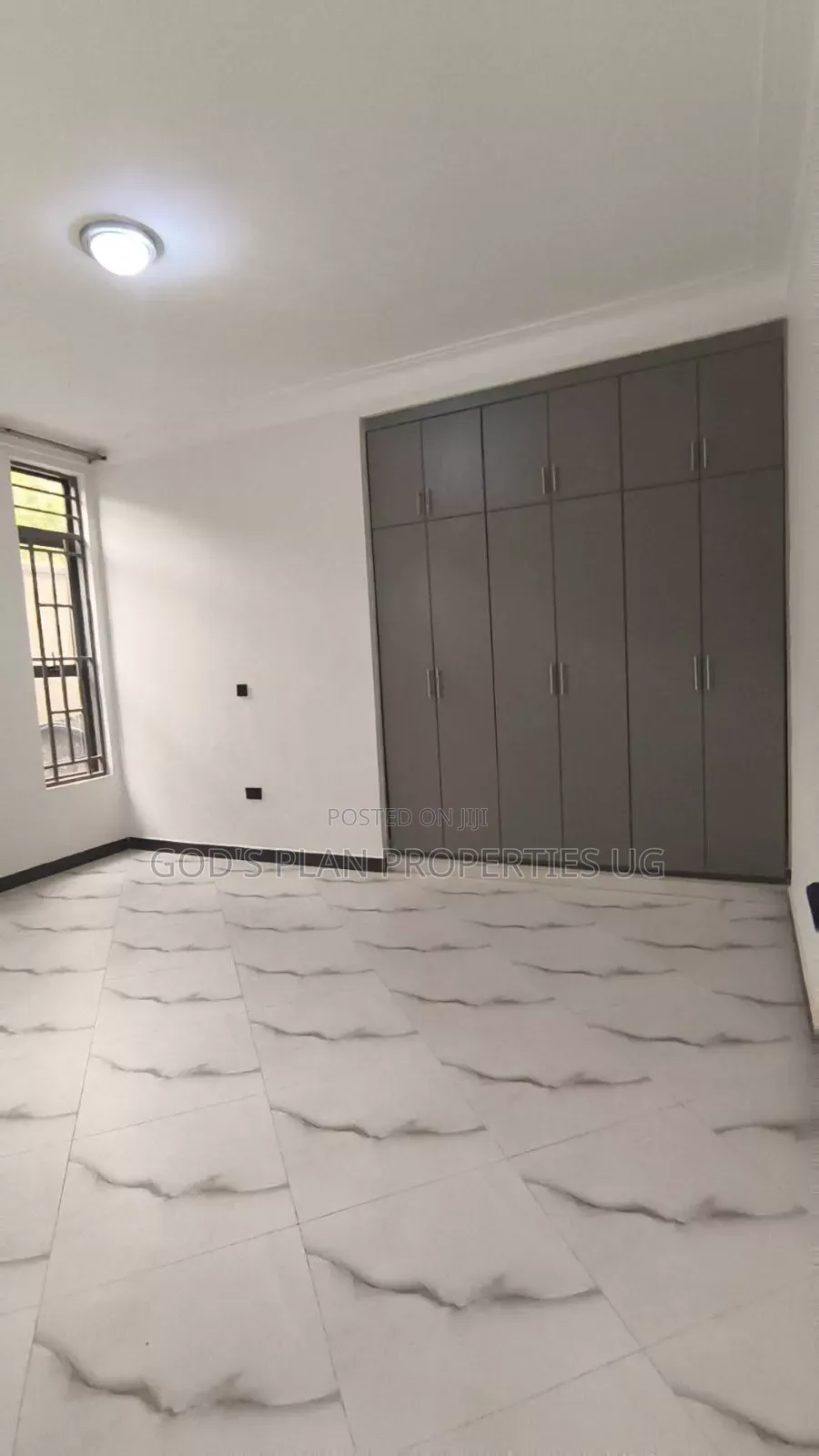 3bdrm Apartment in Mengo, Central Division for rent
