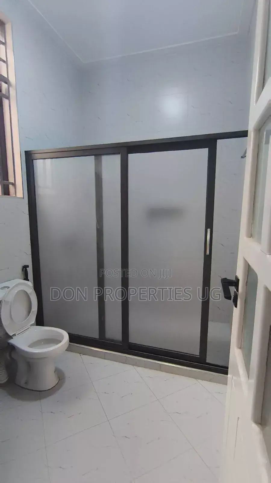 3bdrm Apartment in Mengo, Central Division for rent