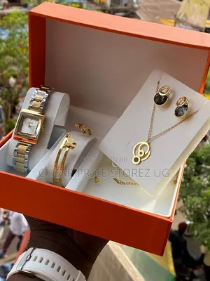 Combo Classic Ladies Bracelet Watch Rose Gold