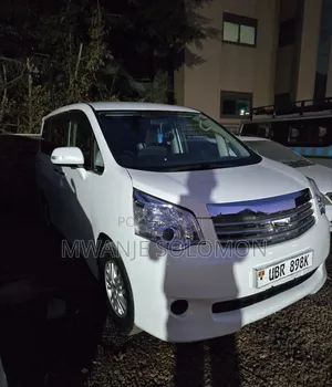 Toyota Noah 2012 White