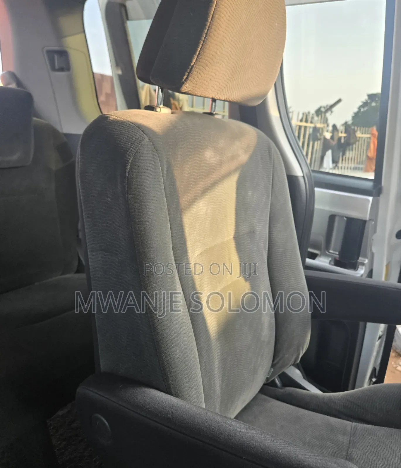 Toyota Noah 2012 White