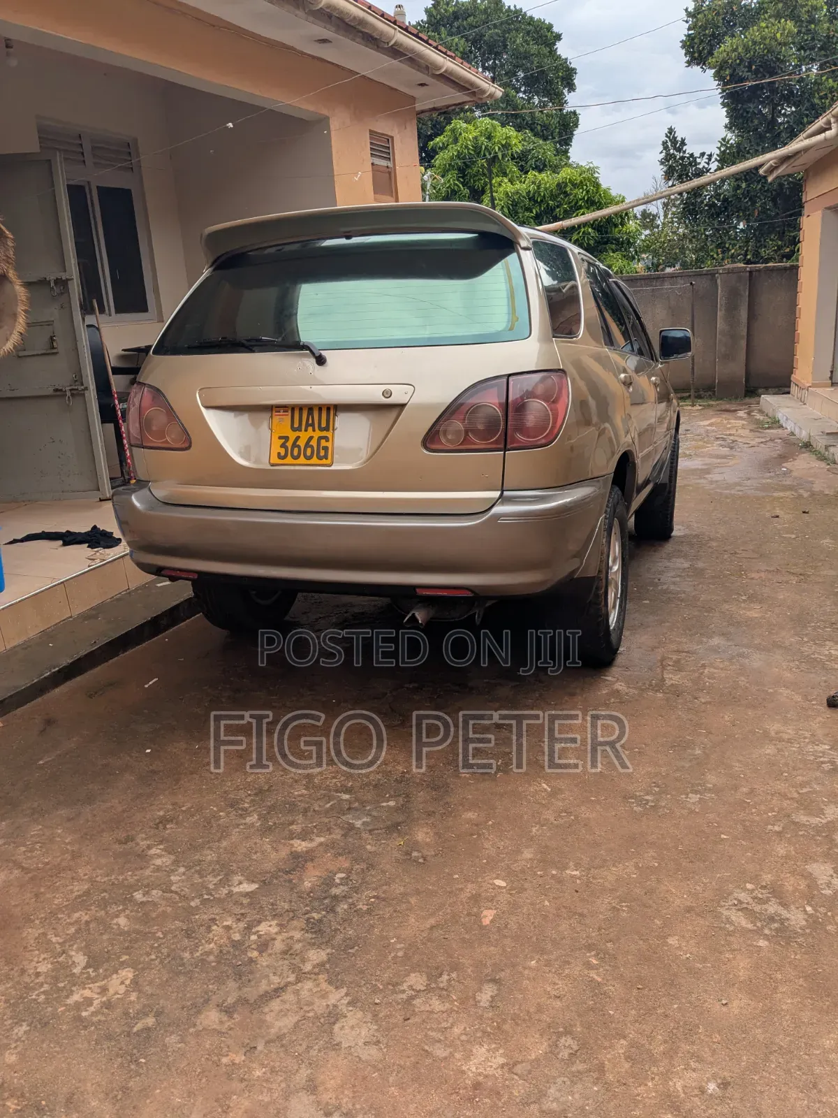 Toyota Harrier 2000 Silver