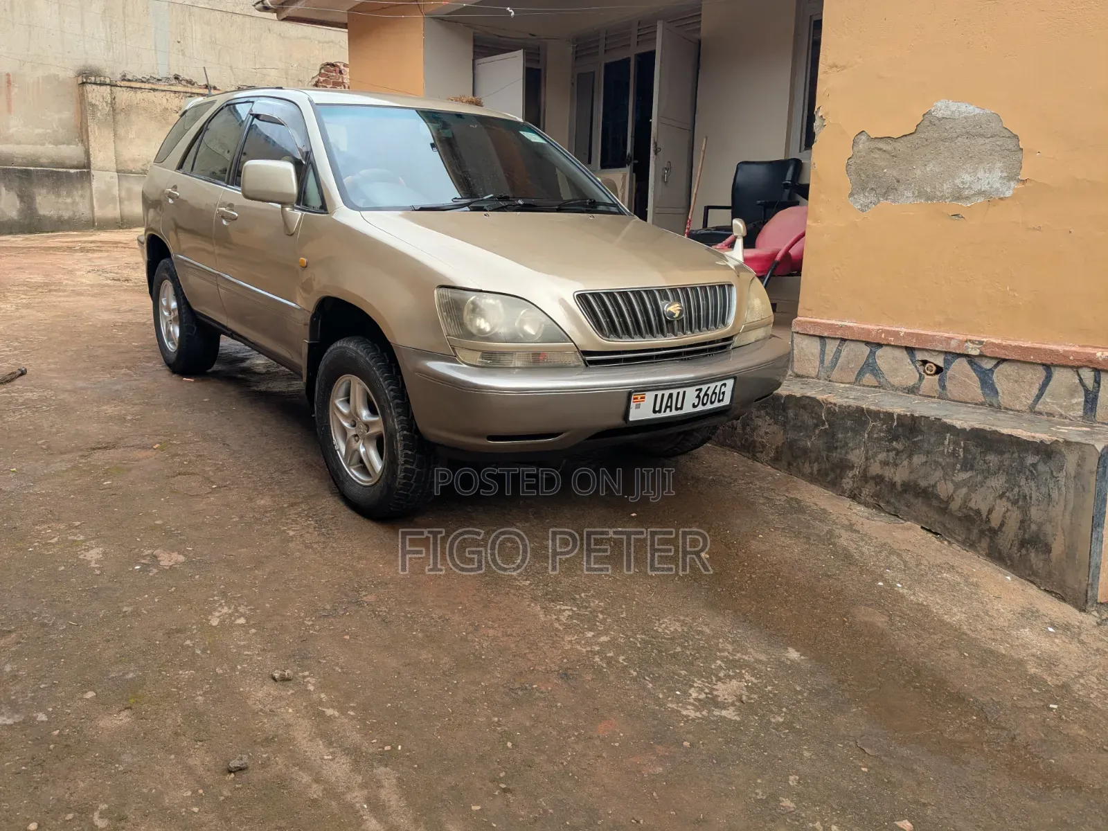 Toyota Harrier 2000 Silver