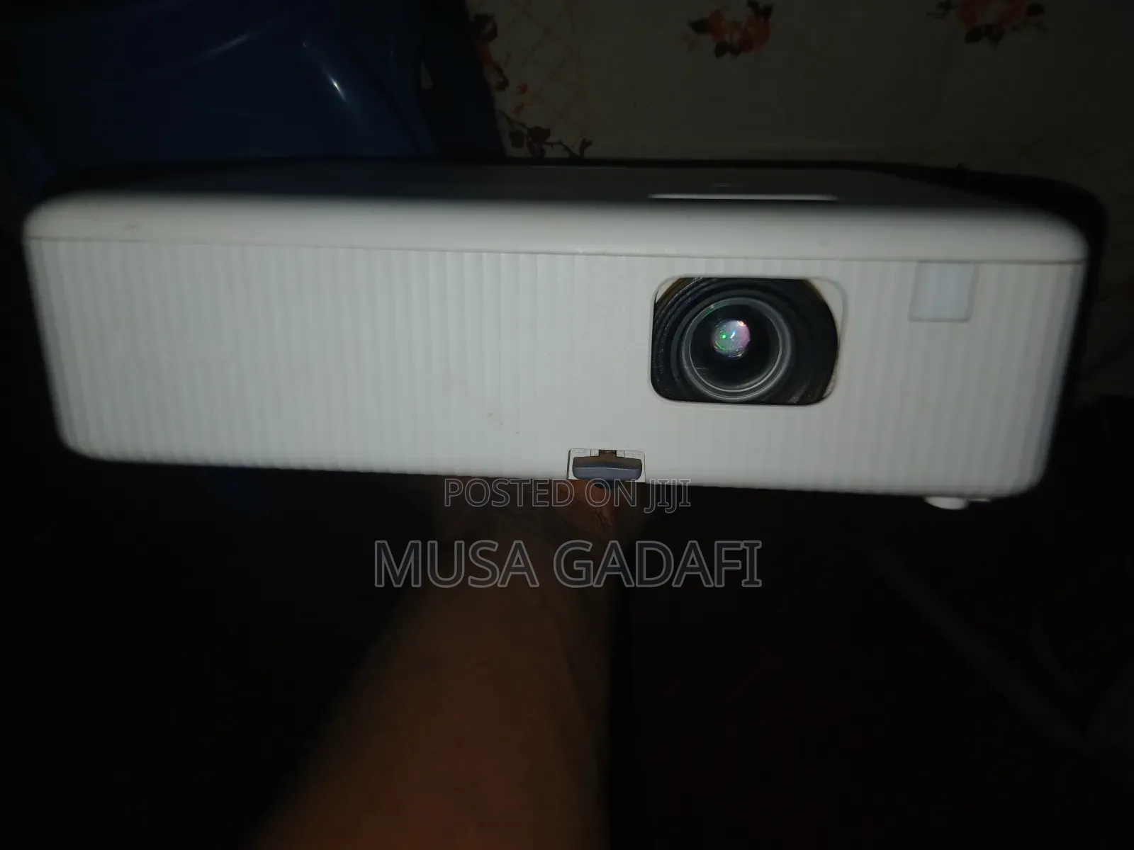 Projector for Alll