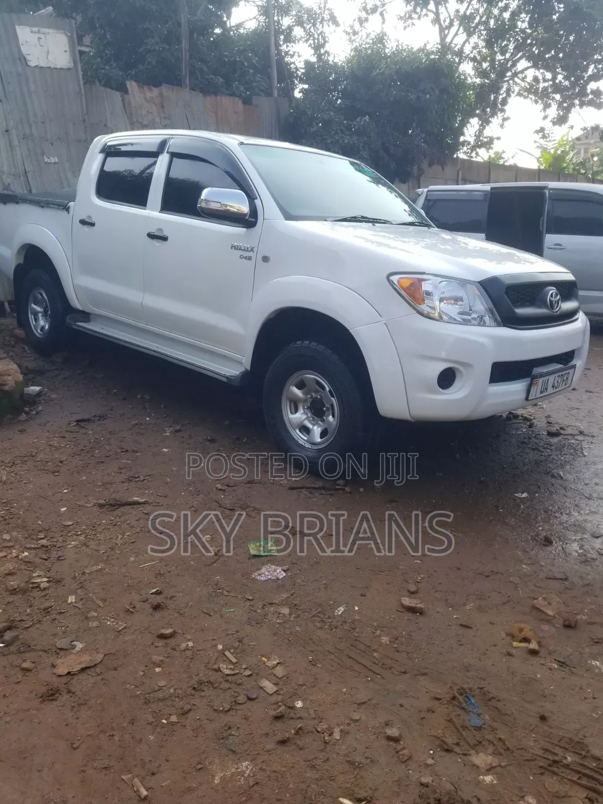 Toyota Hilux 2015 White