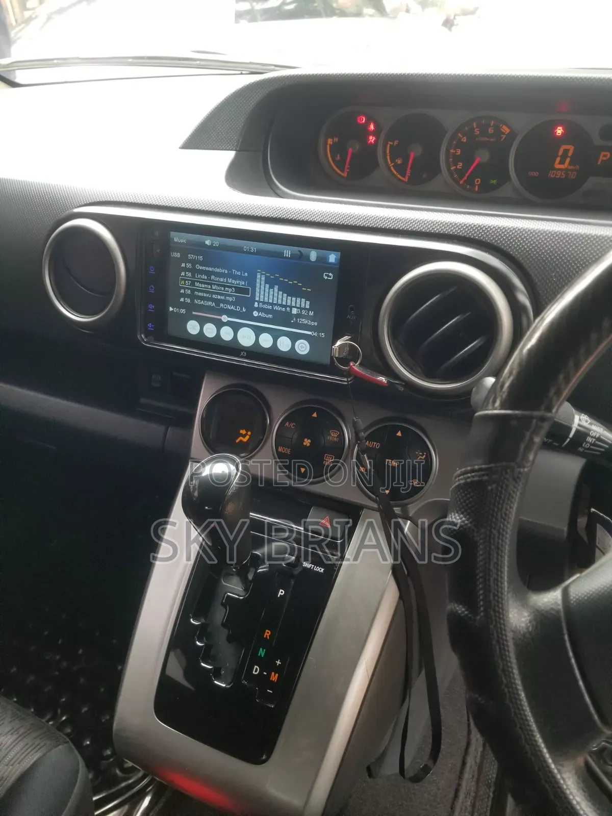 Toyota Corolla Rumion 2009 White
