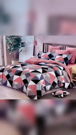 Bedcover / Duvet 5×6 (Modern Triangle Pattern)