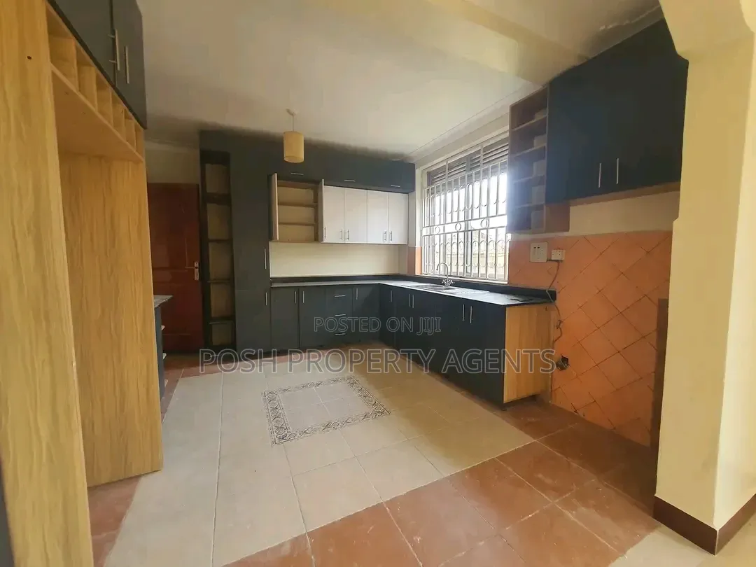 4bdrm Duplex in Ntinda, Central Division for rent