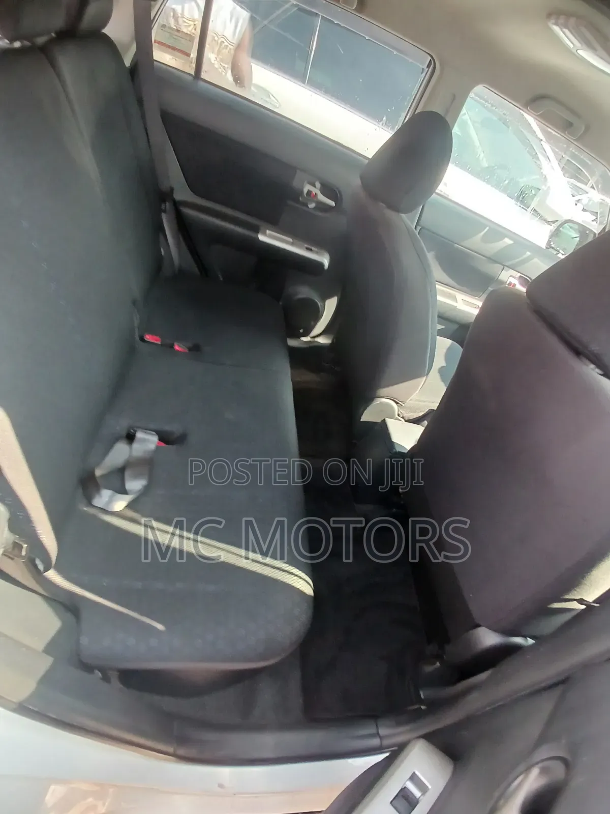 Toyota Corolla Rumion 2009 White