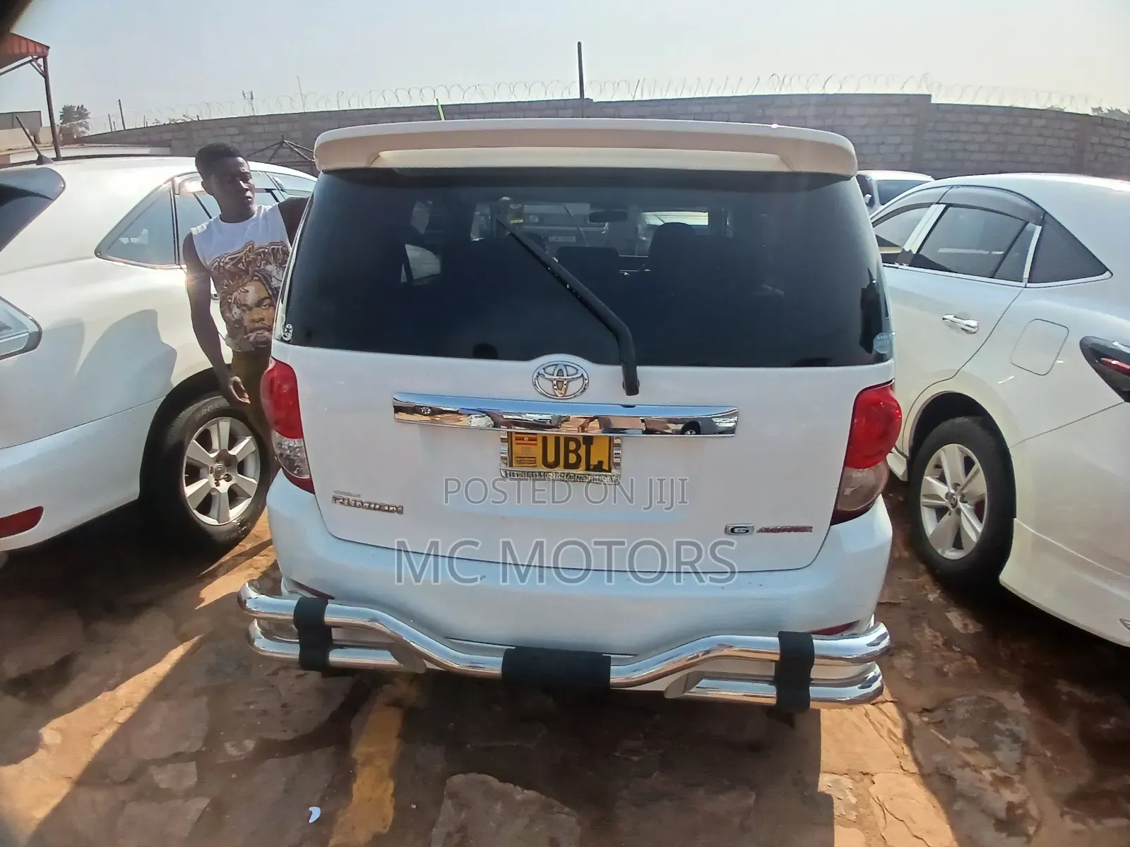 Toyota Corolla Rumion 2009 White