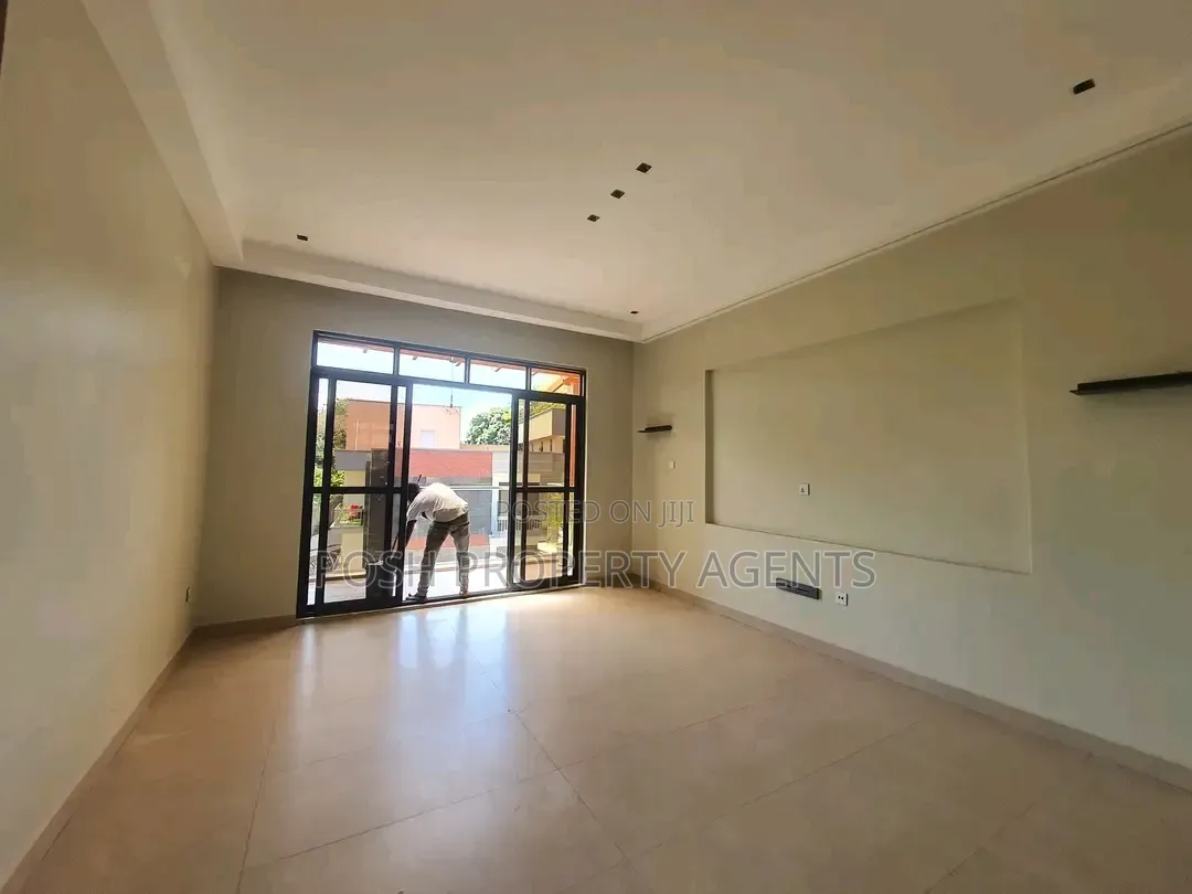 2bdrm Apartment in Mengo, Central Division for rent