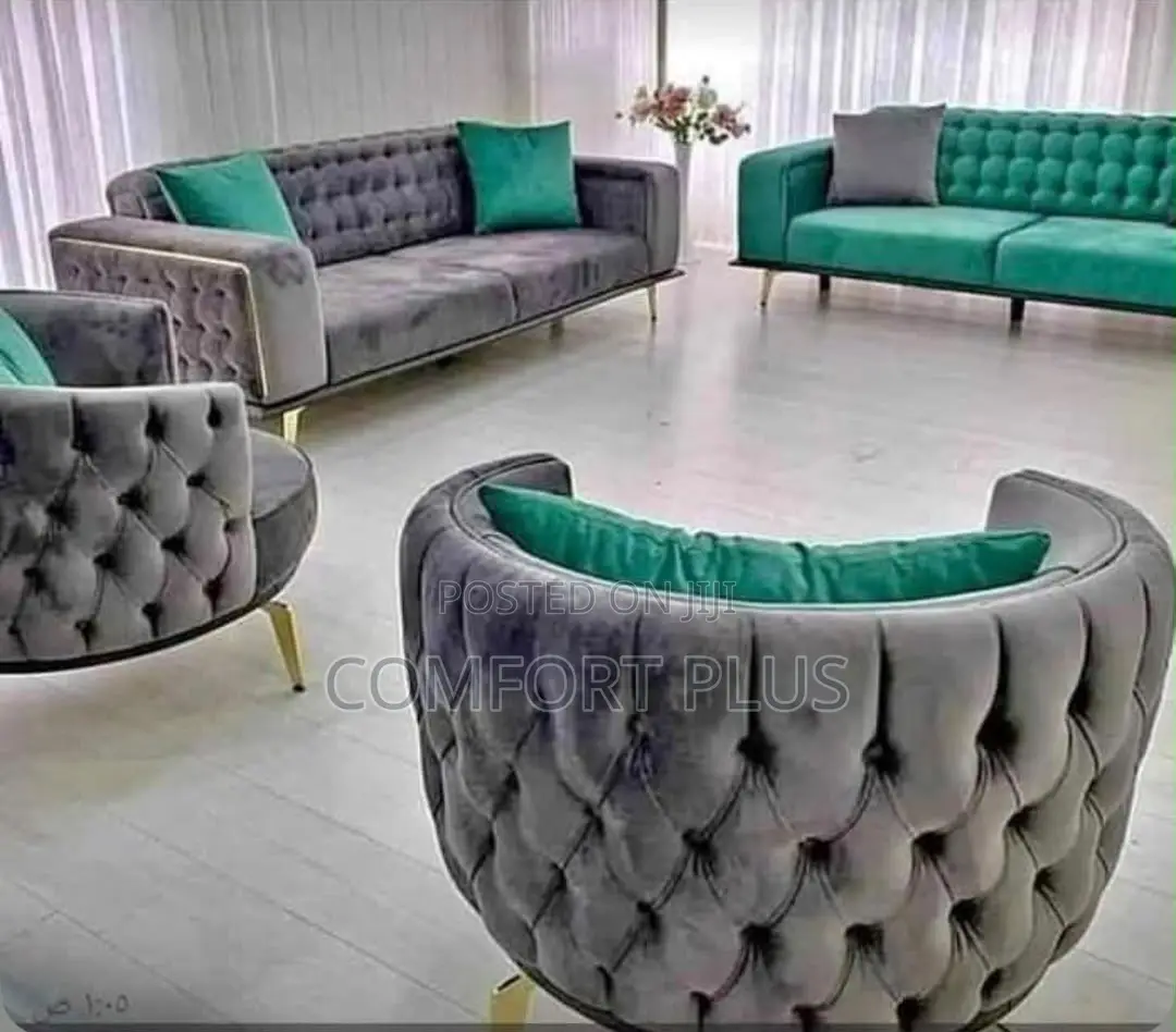 High End Buttoned Sofa
