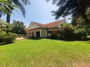 4bdrm Bungalow in Naguru, Central Division for rent