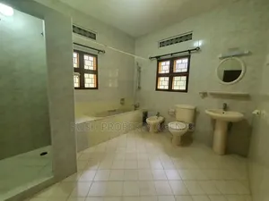 4bdrm Bungalow in Naguru, Central Division for rent
