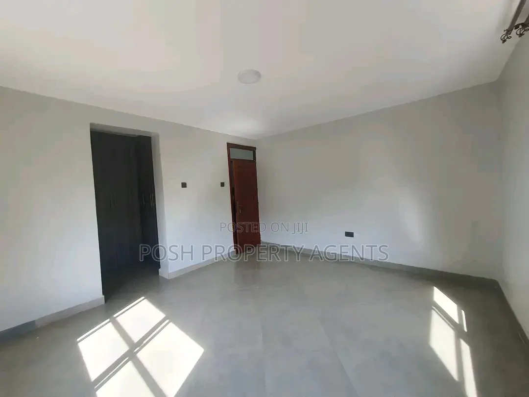 4bdrm Bungalow in Naguru, Central Division for rent