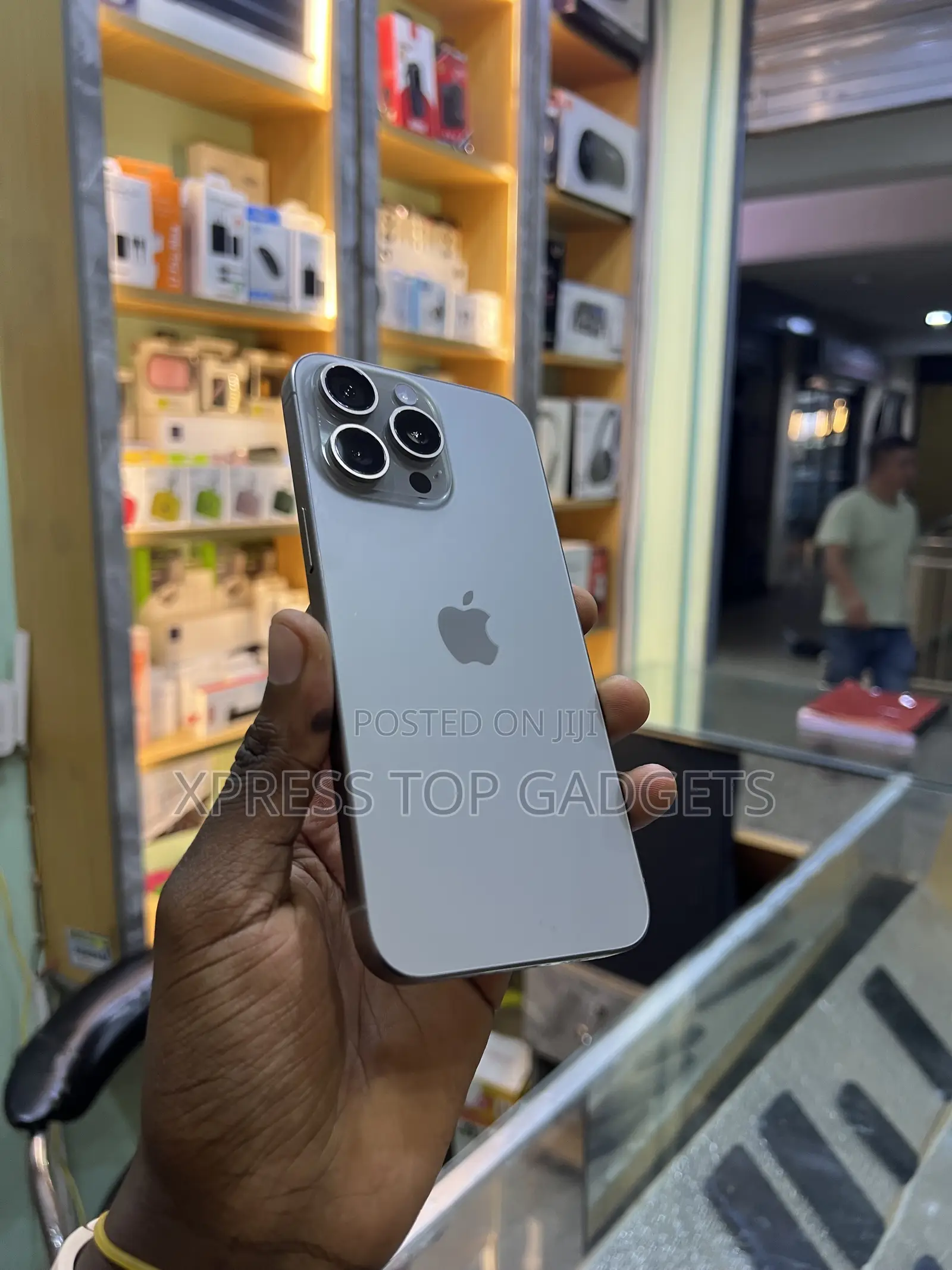 Apple iPhone 15 Pro Max 256 GB Gray