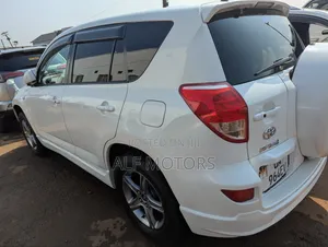 Toyota RAV4 2008 White