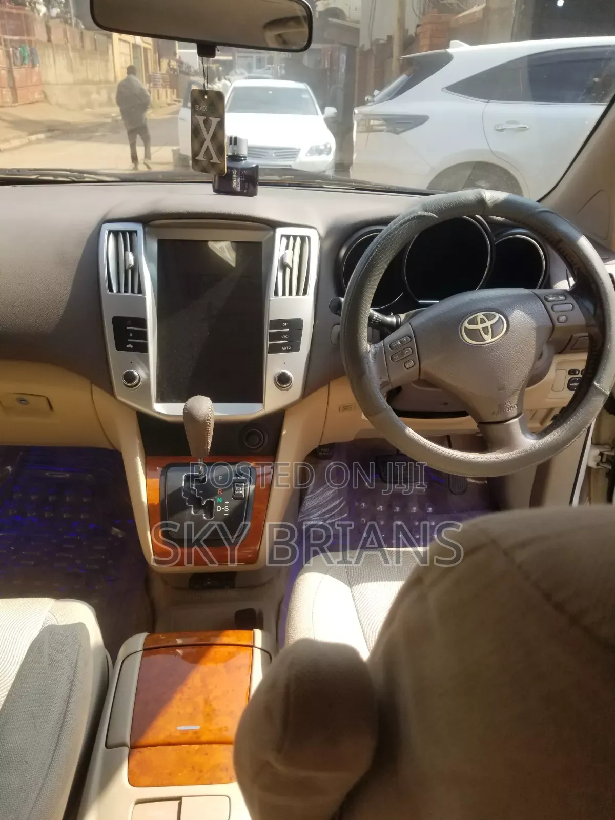 Toyota Harrier 2009 White