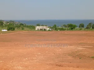 Lakeview Estate Garuga 25 Decimals