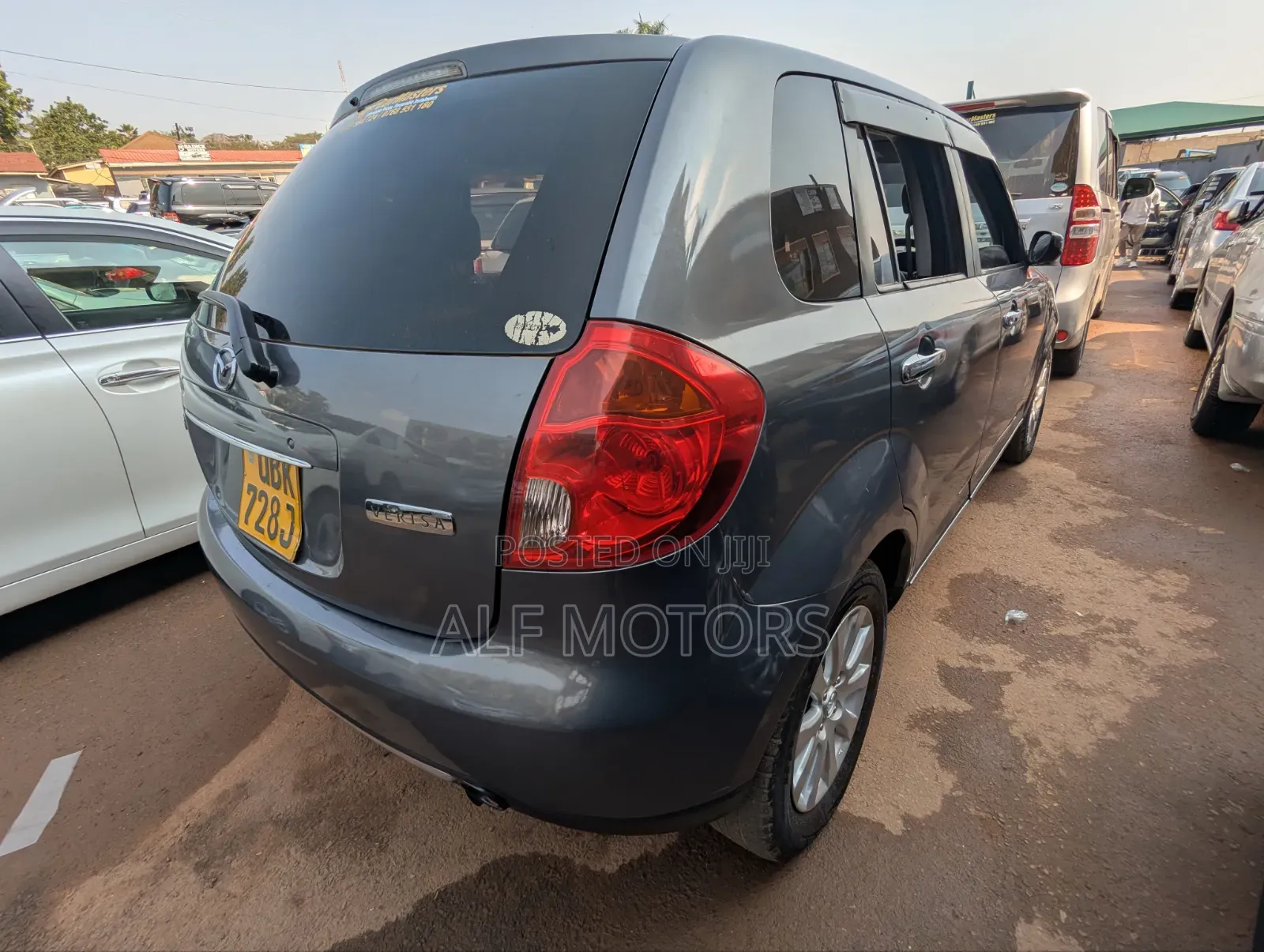 Mazda Verisa 2009 Gray