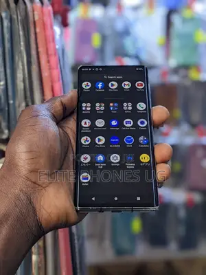 Sharp Aquos R6 128 GB Black