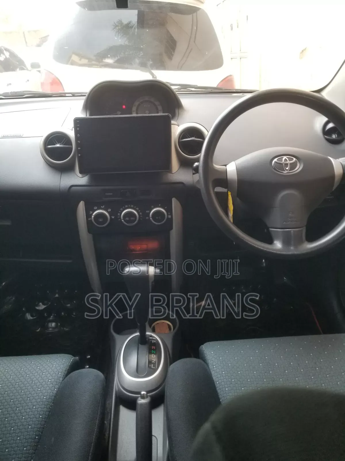 Toyota IST 2006 Silver