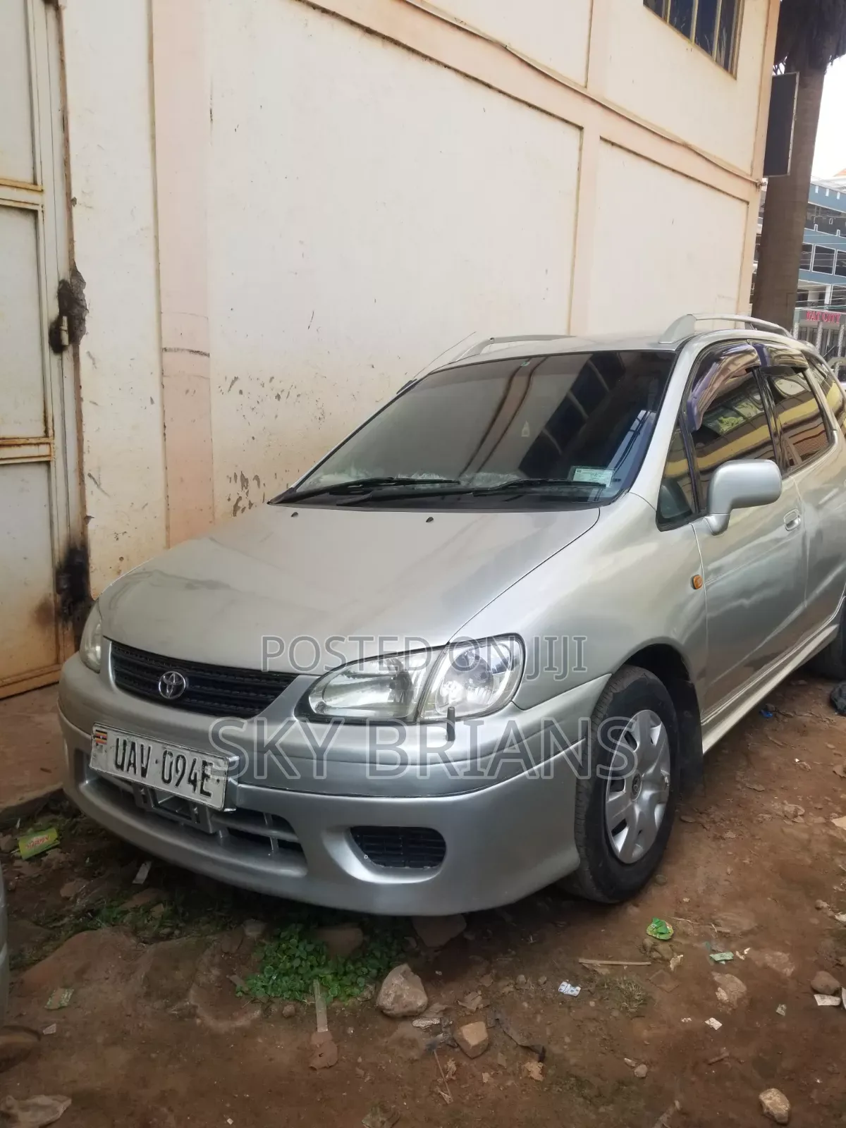 Toyota Corolla Spacio 2000 Silver