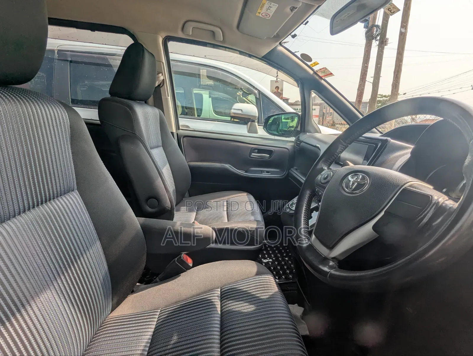 Toyota Noah 2018 Black