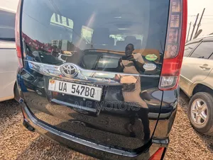 Toyota Noah 2018 Black