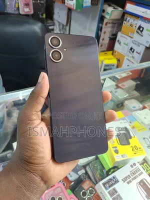 Samsung Galaxy A06 128 GB Black