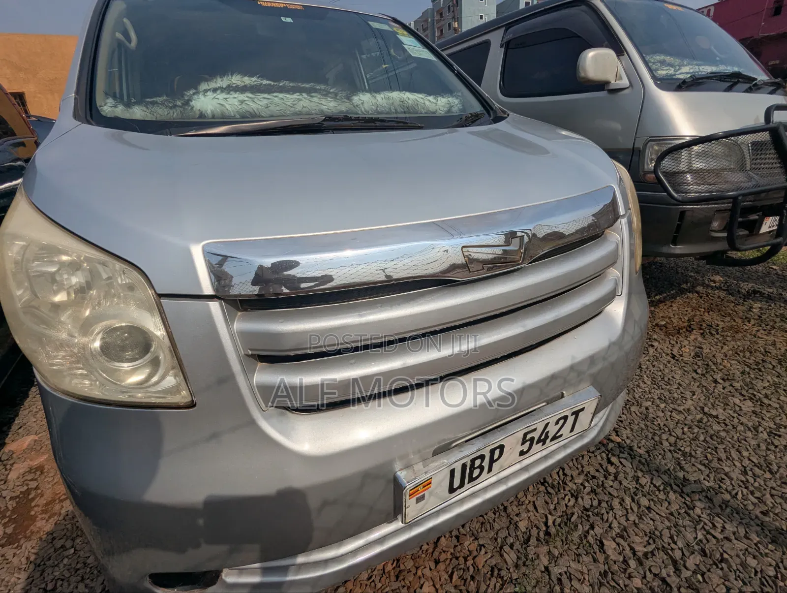 Toyota Noah 2008 Silver