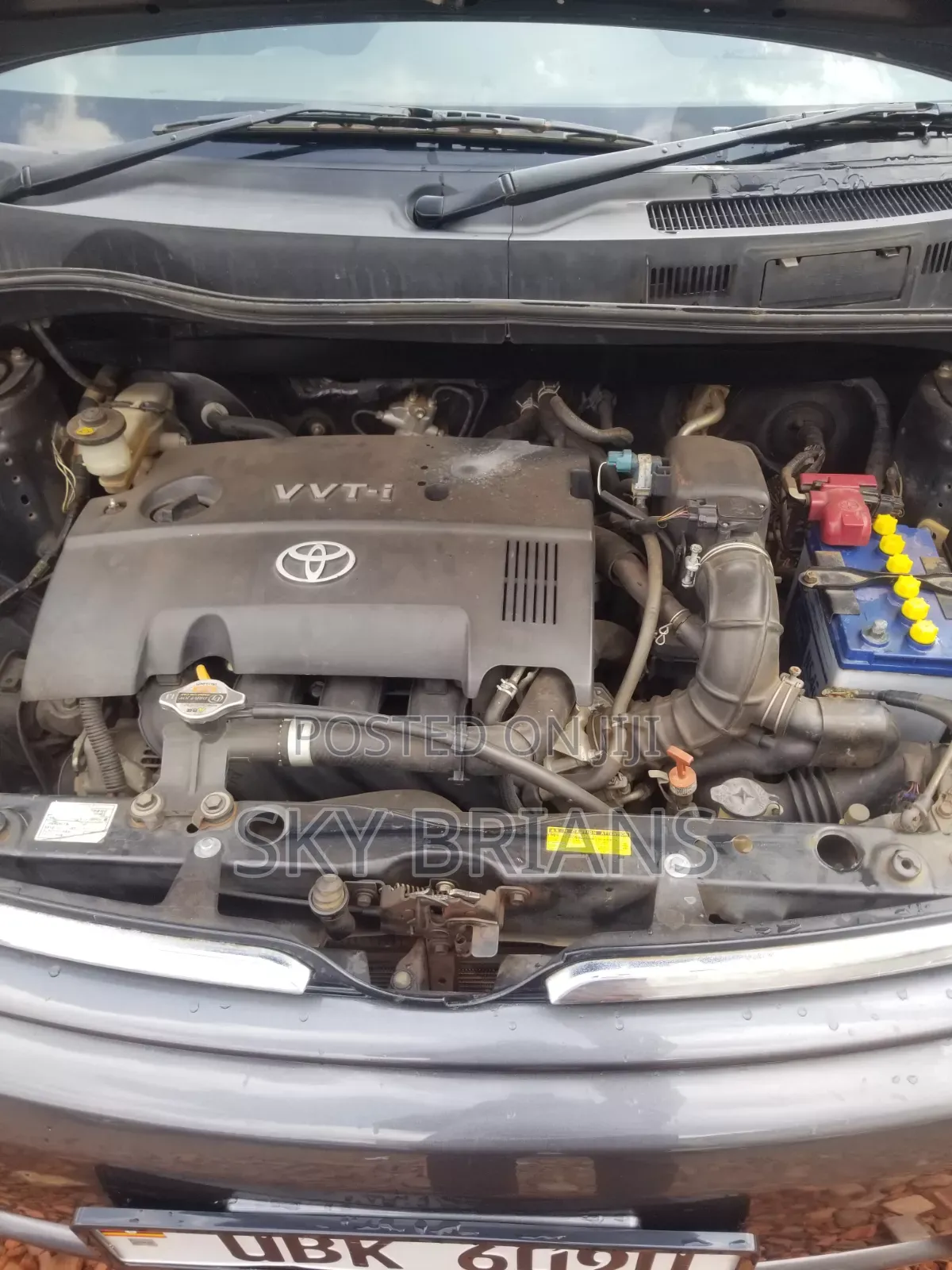Toyota Sienta 2010 Gray