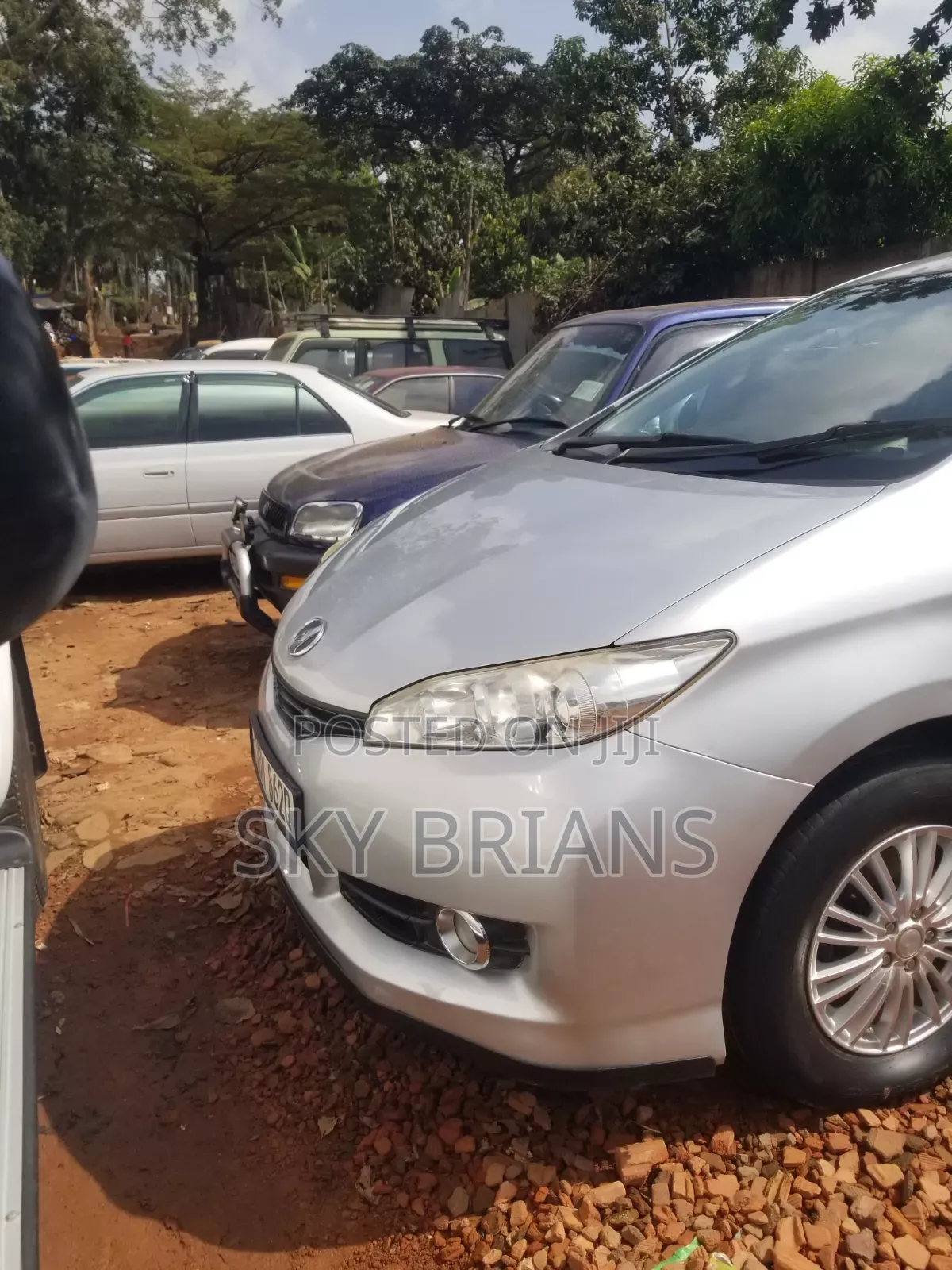 Toyota Wish 2010 Silver