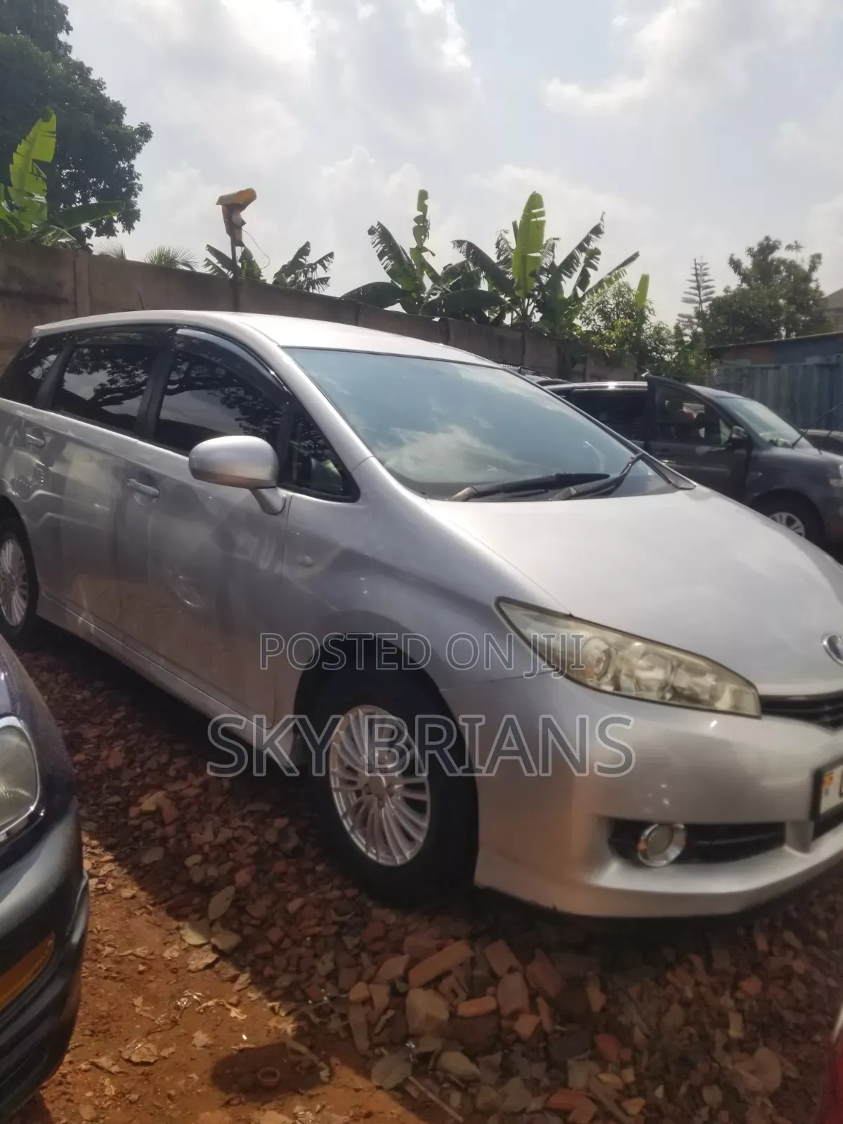 Toyota Wish 2010 Silver
