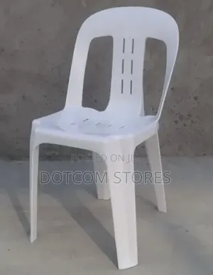 Nice Easy Plastic Chair - White