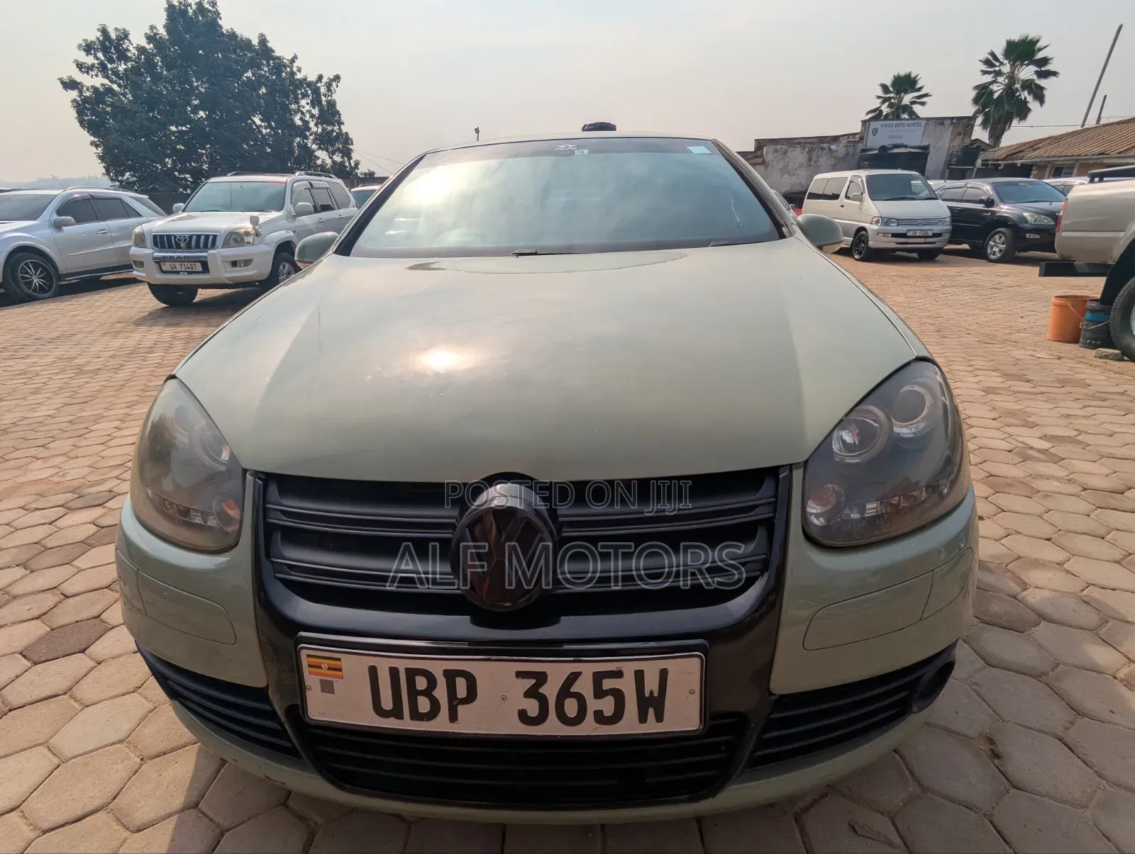 Volkswagen Golf 2010 Green