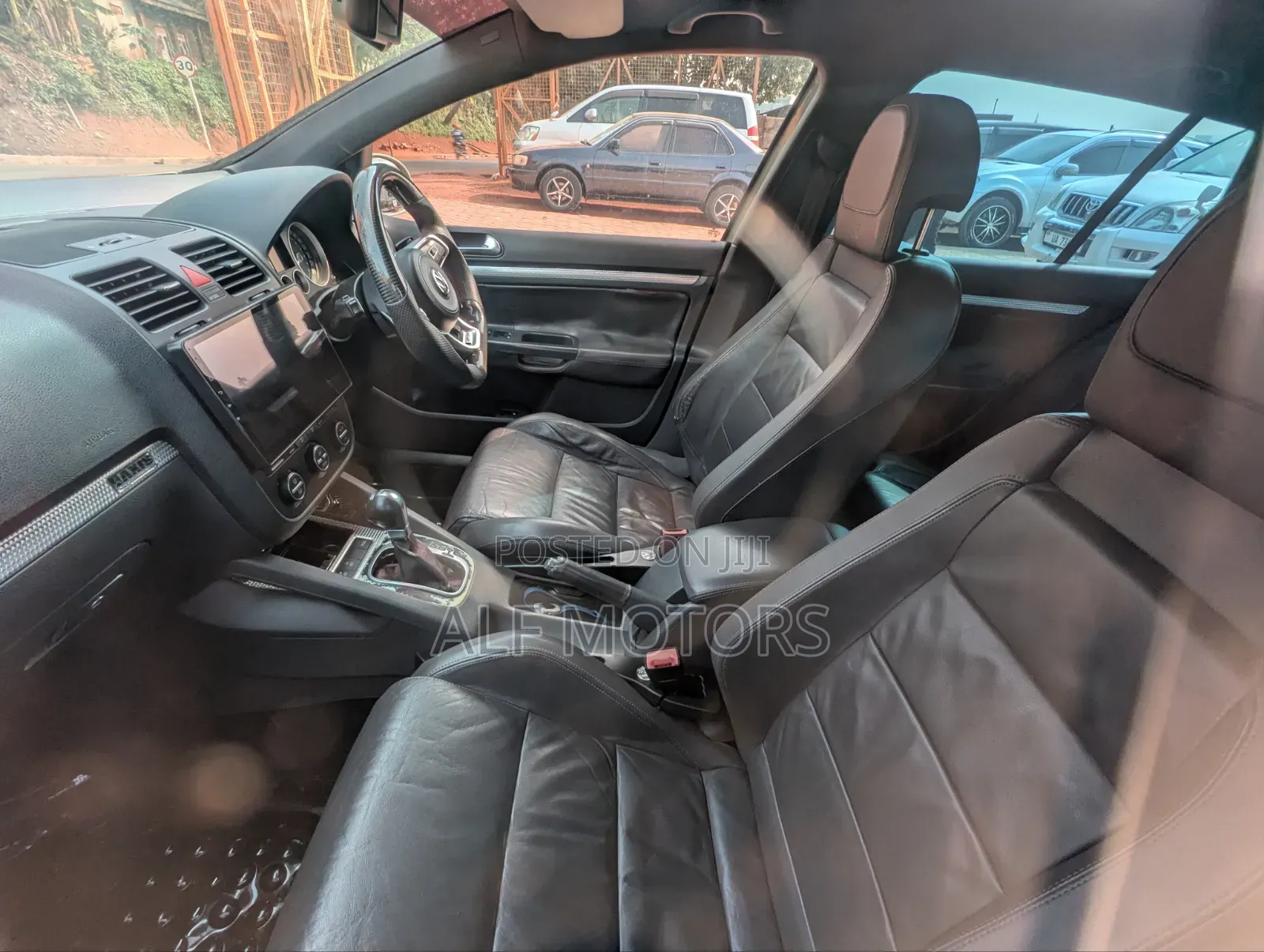 Volkswagen Golf 2010 Green