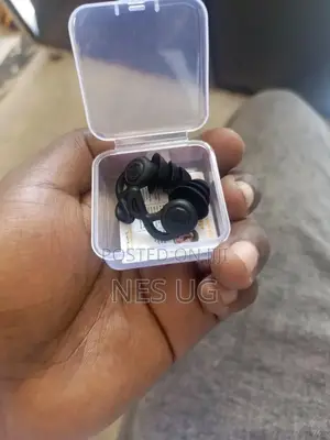 1Pair Reusable Ear Plugs for Noise Cancellation - Black