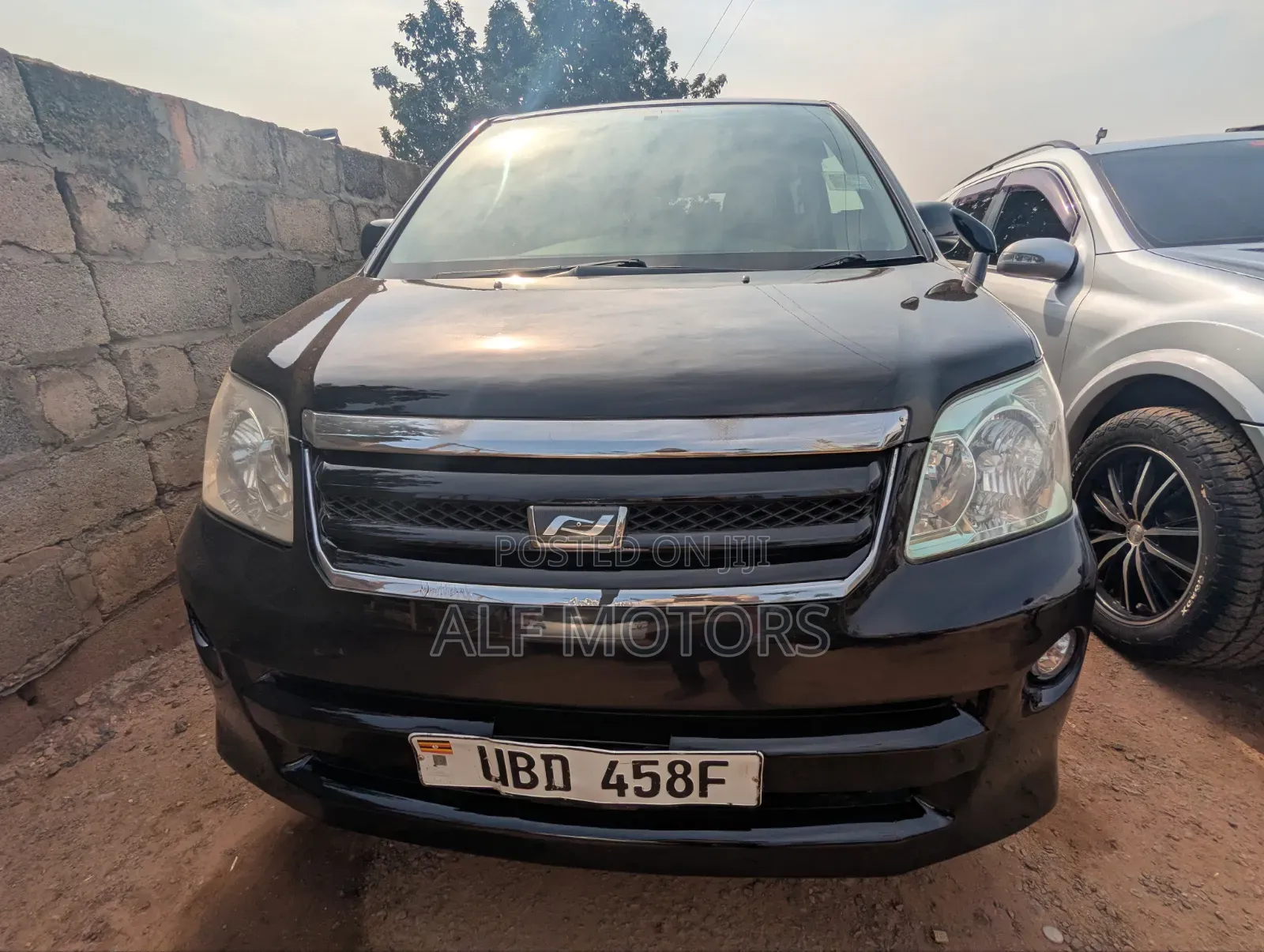 Toyota Noah 2005 Black