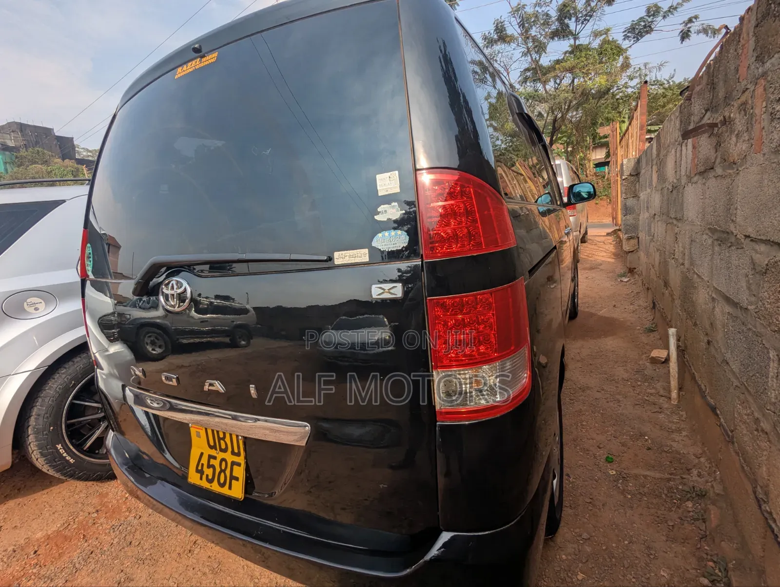 Toyota Noah 2005 Black