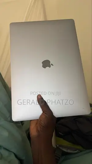 Laptop Apple MacBook 2019 36GB Intel Core i9 HDD+SSD 2T