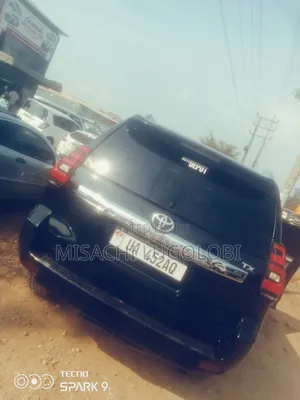 Toyota Land Cruiser Prado 2010 Black