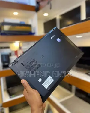 Laptop Lenovo ThinkPad X1 Carbon Gen11 8GB Intel Core i5 SSD 256GB